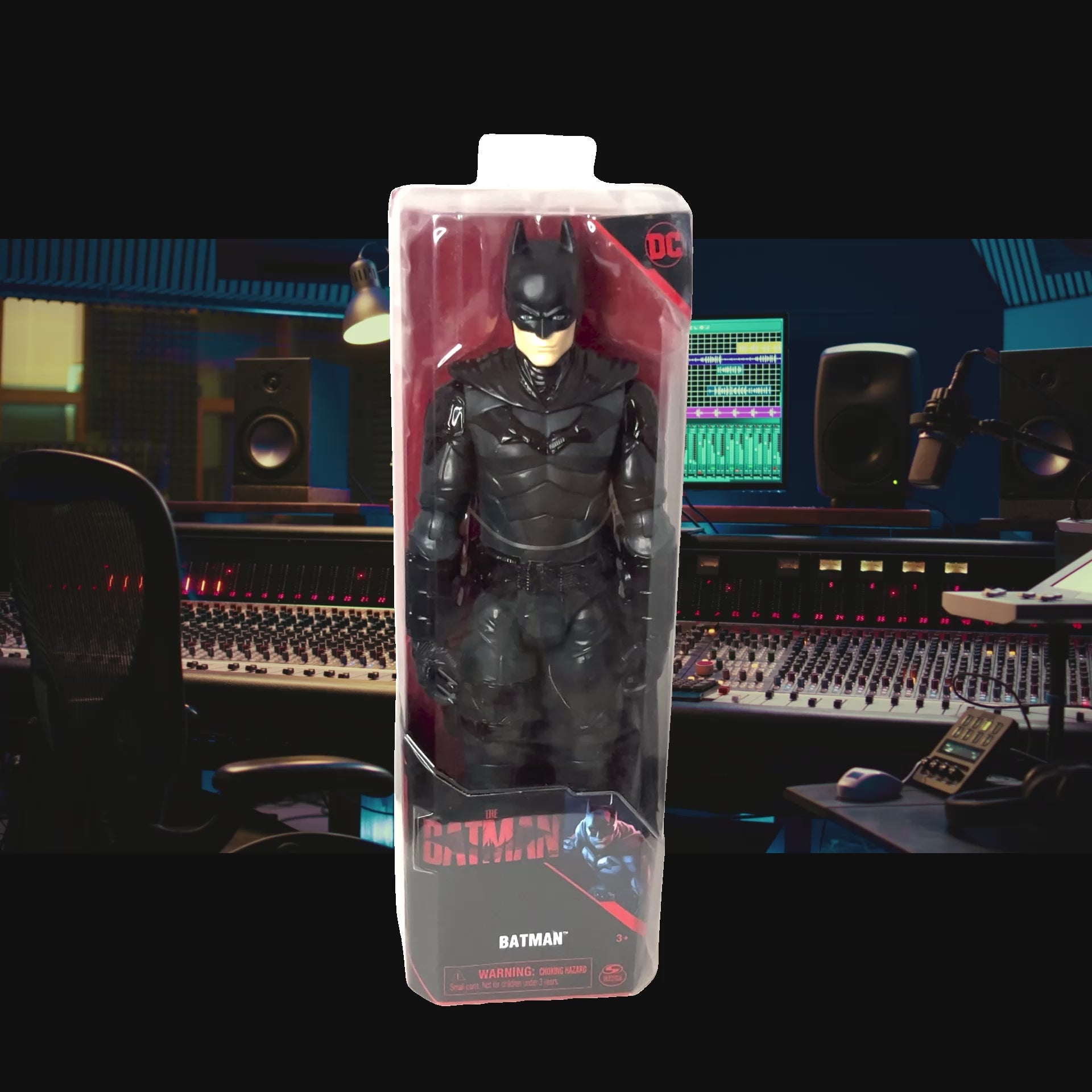 DC Comics The Batman – Batman 12-inch Action Figure